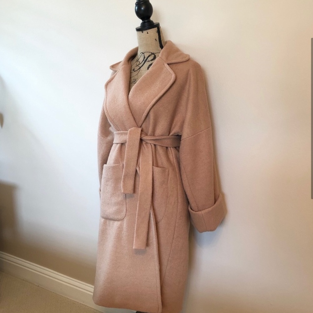 Custom made camel coat - Picture 2 of 9